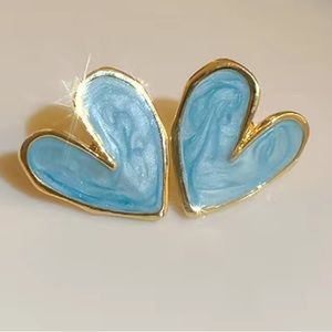 💙NWT- Blue Heart Earrings set in Gold Overlay💙